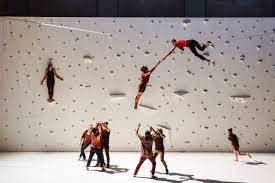 Corps extrêmes - La Batoude, centre des arts du cirque et de la rue