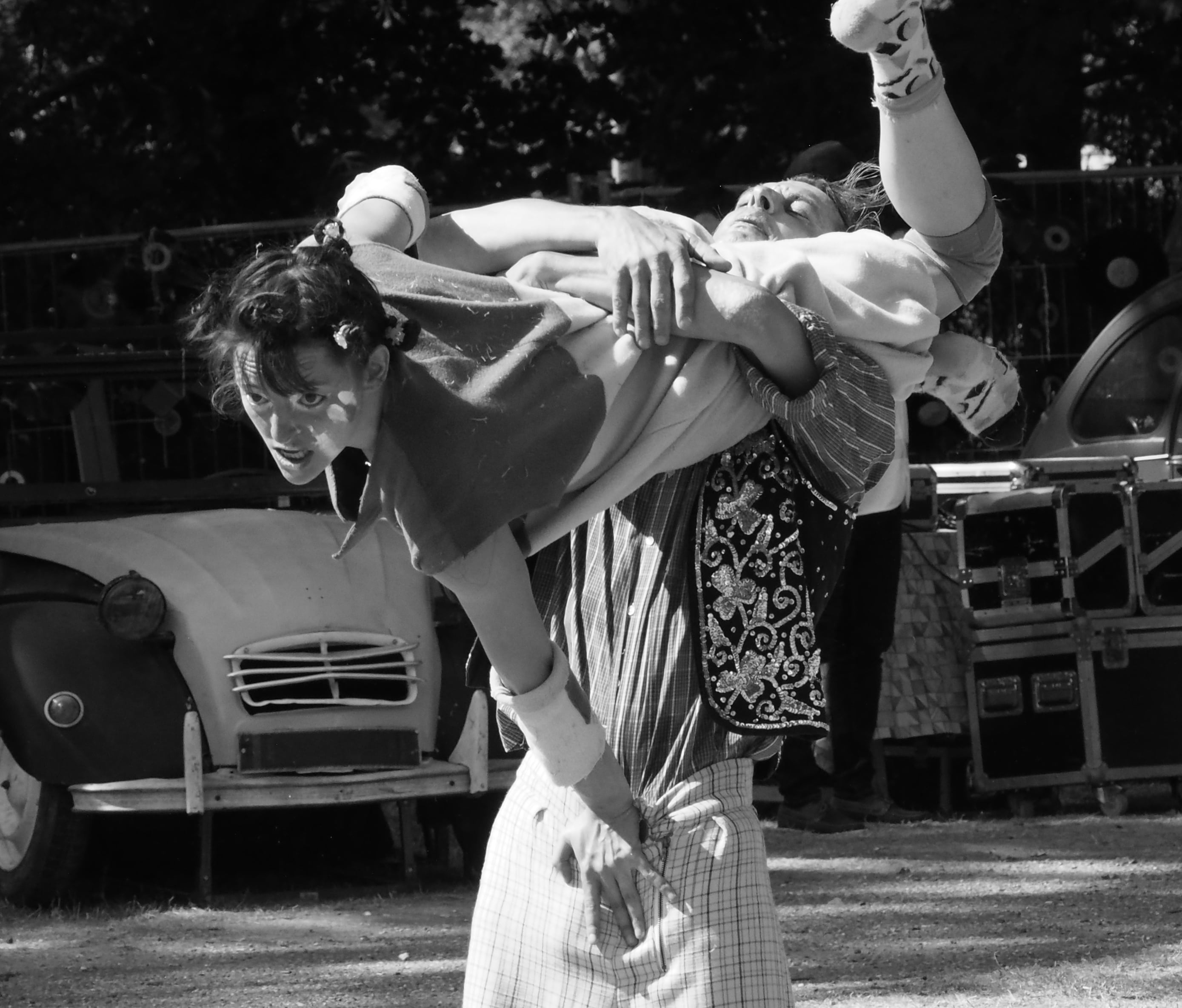 Le monde est si vaste (qu'il parait impossible de tourner en rond) - La Batoude, centre des arts du cirque et de la rue