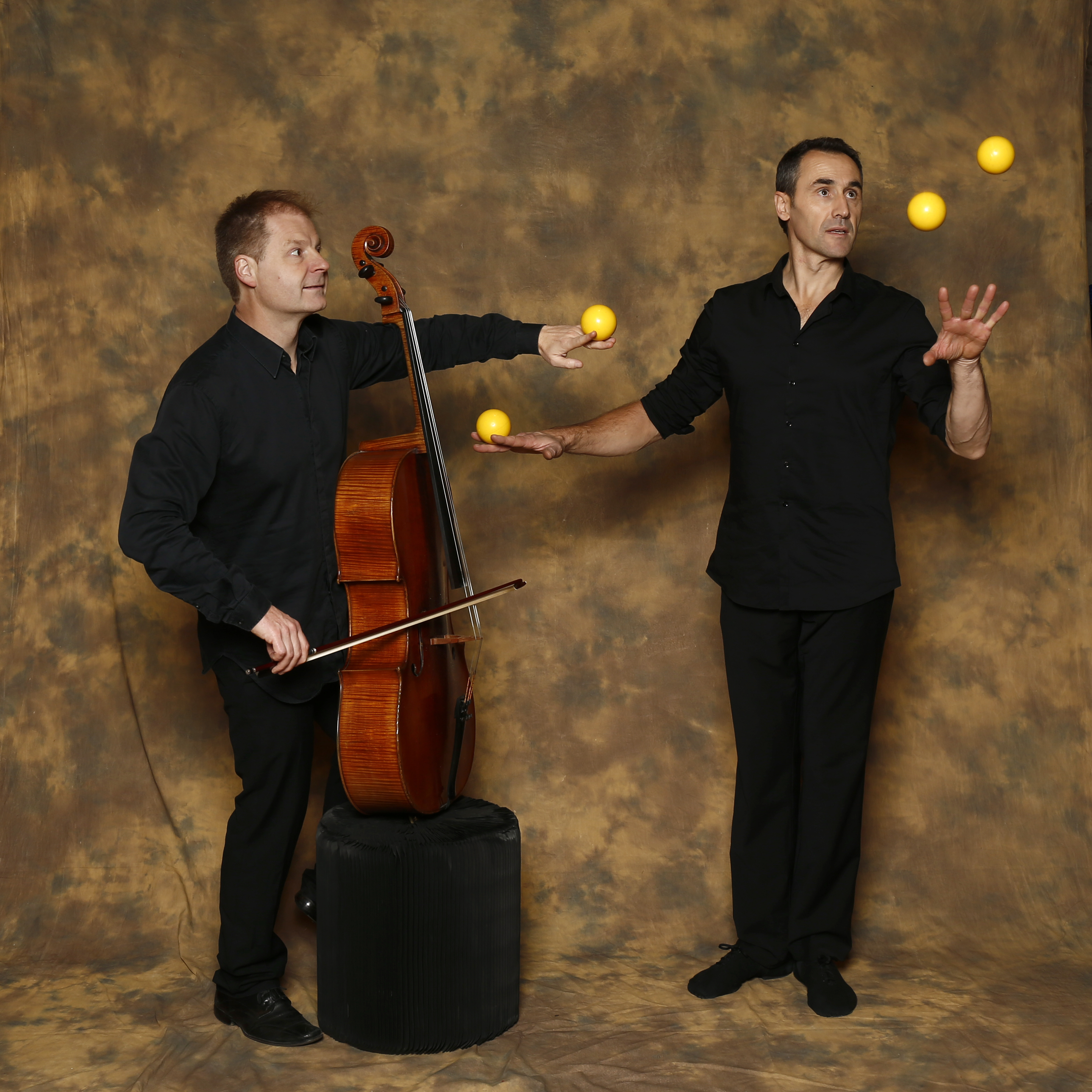 Suites pour jonglerie et violoncelle - La Batoude, centre des arts du cirque et de la rue